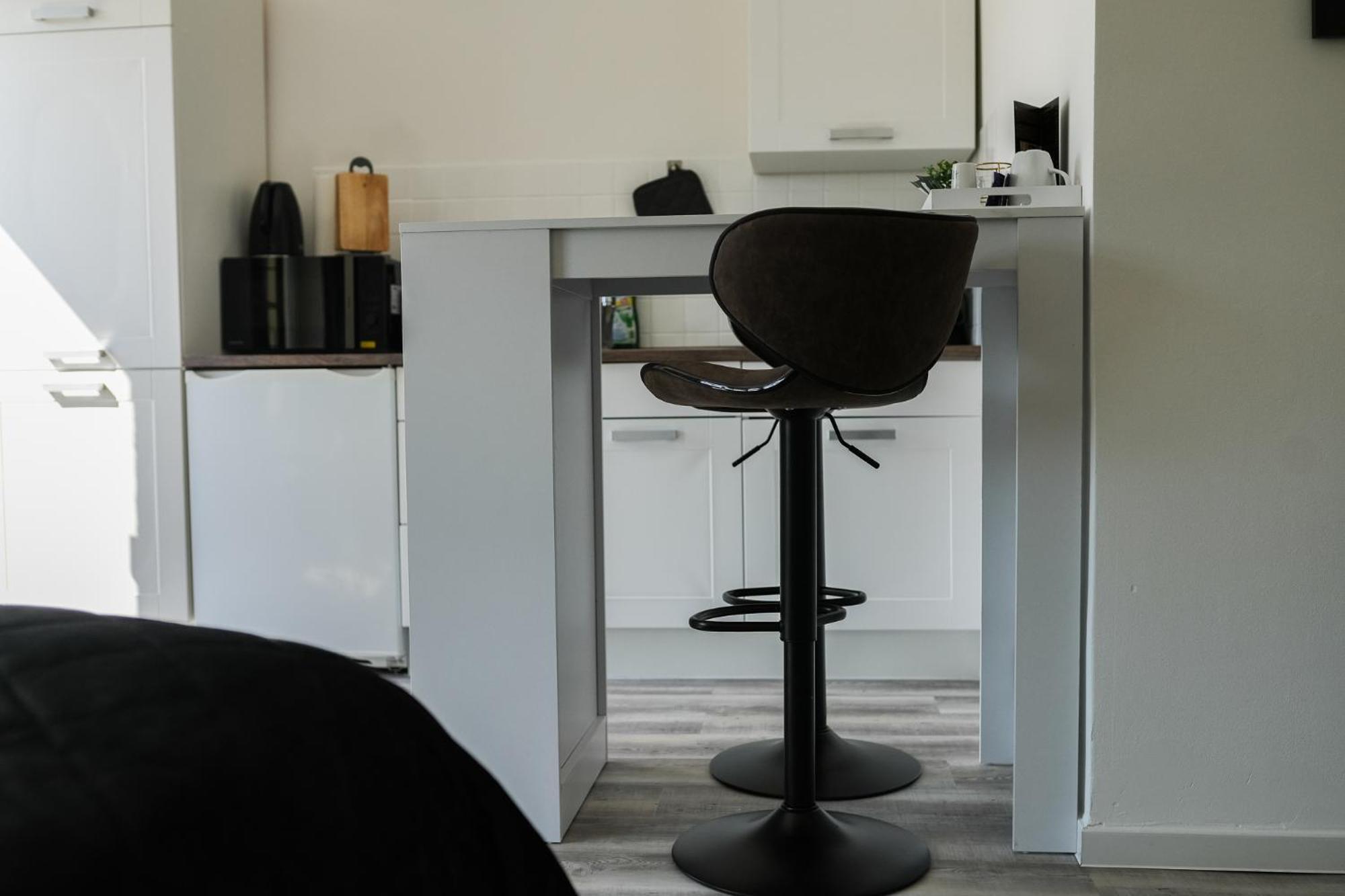 Black Tiger Seaside - Ferienwohnungen Direkt Am See Garden Habitación foto